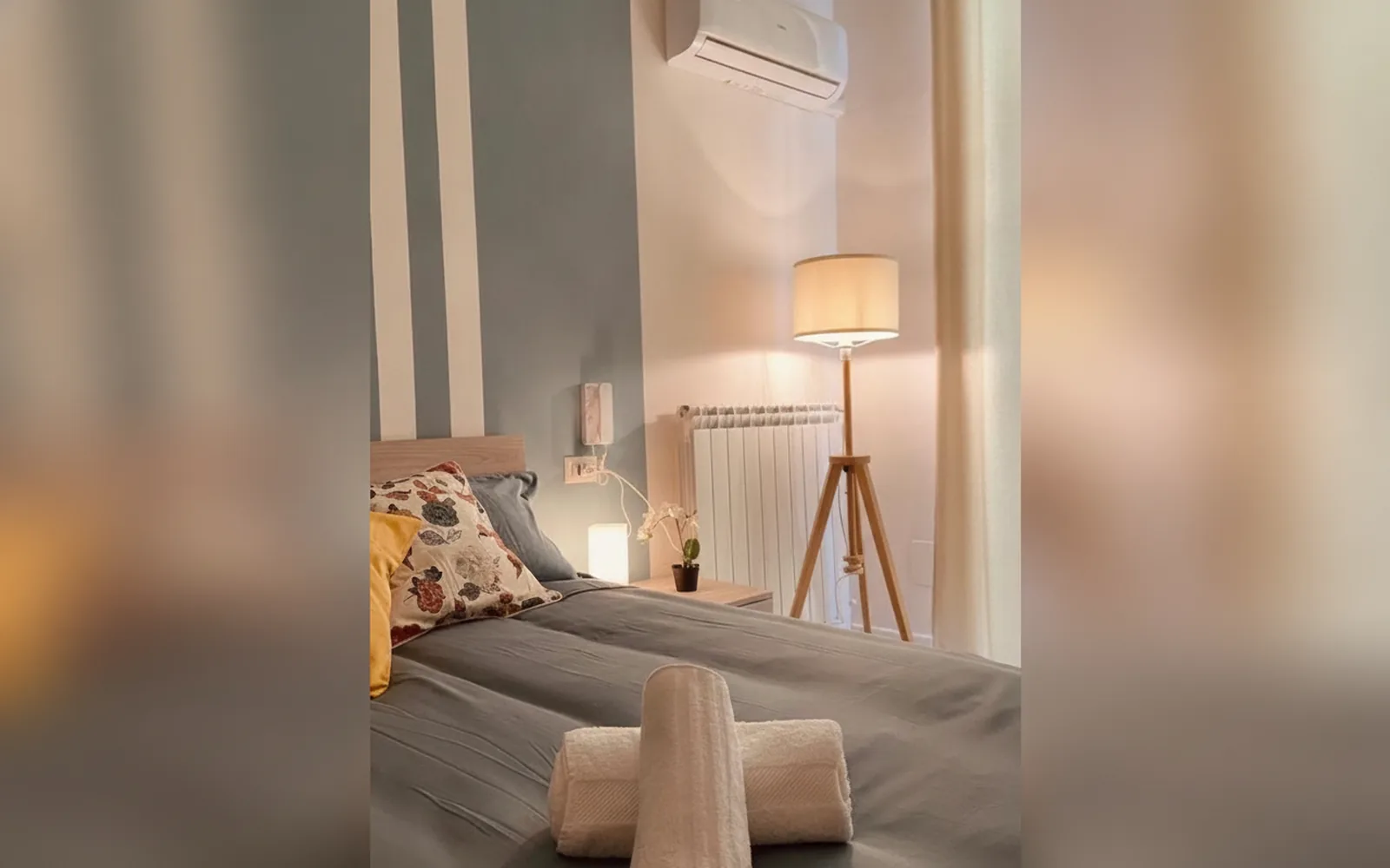 Camera con bagno privato — Casa Vivienne, (Campania) (foto 20)
