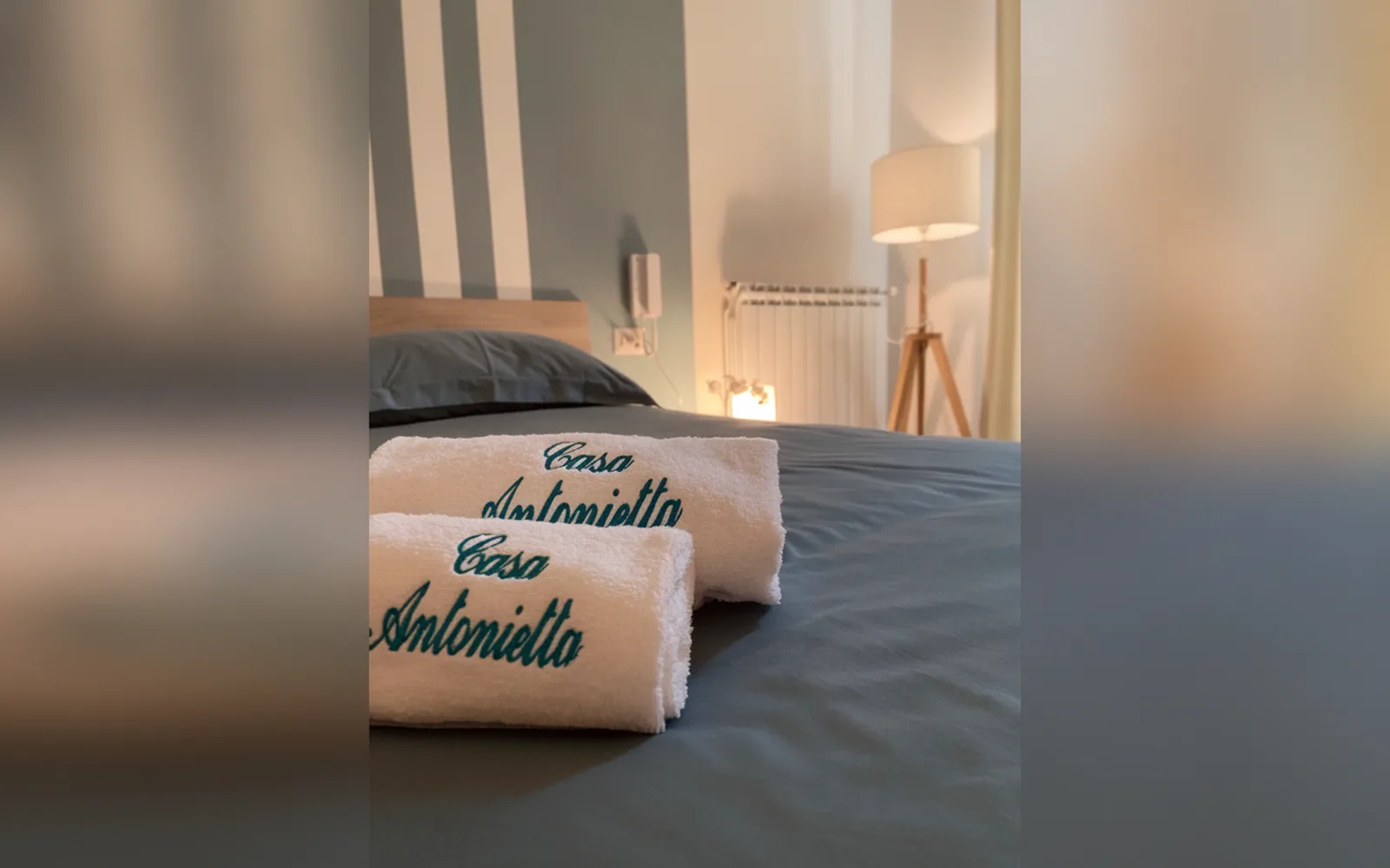 Camera con bagno privato — Casa Vivienne, (Campania) (foto 34)