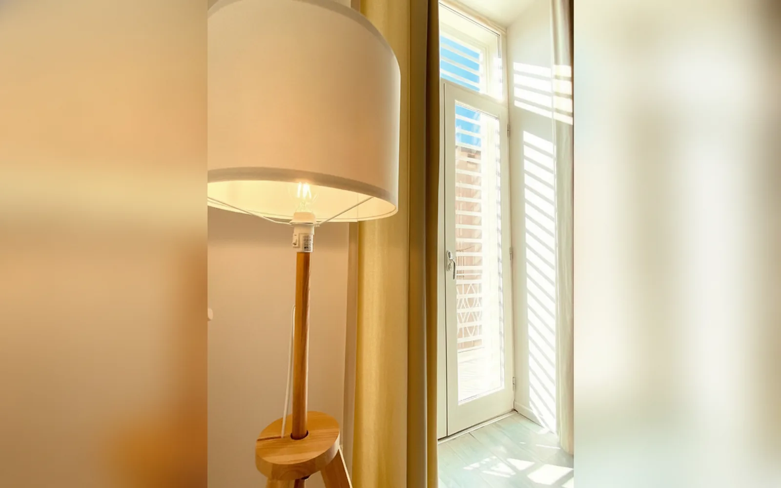 Camera con bagno privato — Casa Vivienne, (Campania) (foto 44)