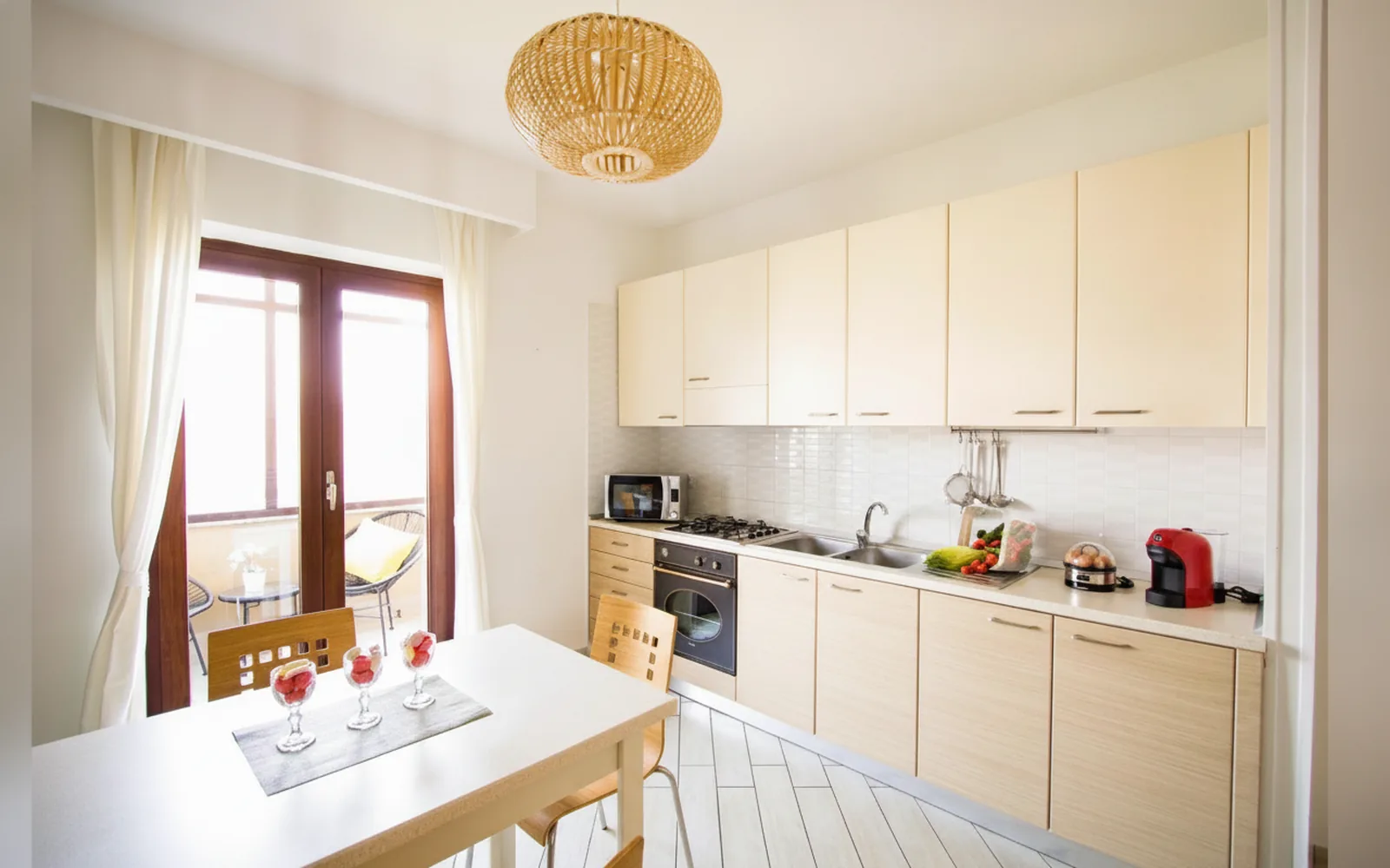 Camera con bagno privato — Casa Vivienne, (Campania) (foto 50)